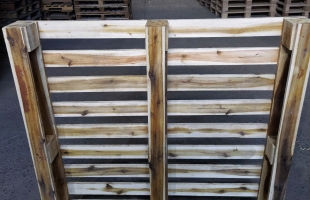 Pallet gỗ tràm mới 1100x1100 ( nâng 4 chiều )