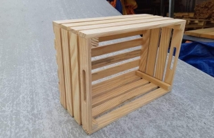 Thùng gỗ thông  KT 18x26x40cm