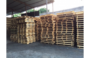 Pallet hạt nhựa 1100x1300x1200