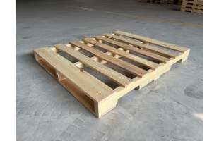 Pallet gỗ thông mới đố khuyết 1000x1300